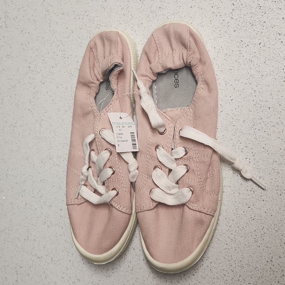 Maurices NWT Mariah Light Pink Flat Sneakers Size 8 - Picture 3 of 6